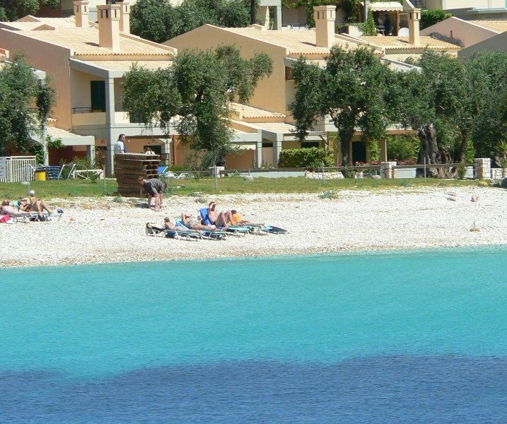 La Riviera Barbati Seaside Luxurious Apartments - Corfu Mparmpati エクステリア 写真
