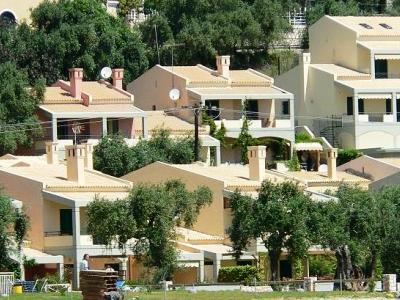 La Riviera Barbati Seaside Luxurious Apartments - Corfu Mparmpati エクステリア 写真